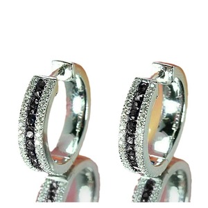 Pendientes de aro elegantes con piedra azul para mujer, diseño de línea, pendientes Huggie, joyería de moda para uso diario, venta al por mayor - Product Image 5