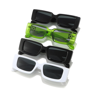 Lunettes de soleil de style européen et américain, petite monture, noires, protection UV400, pour sports de plein air - Product Image 4