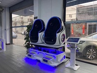 Dinibao Indoor amusement Nueva atractiva máquina de realidad virtual 9D de pie máquina de realidad virtual Asientos dobles máquina recreativa