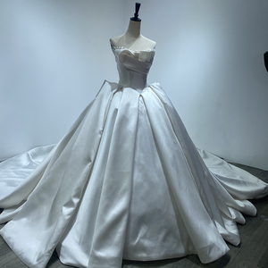 Magnifique robe de mariée sans bretelles, sans manches, plissée, robe de bal pour femmes Wm19 - Product Image 3