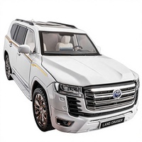 Modelo de Auto SUV Land Cruiser LC300 a Escala 18 con Sonido y Luces, Colección de Juguetes Metálicos