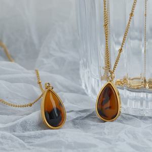Collier en acier inoxydable et résine en forme de goutte d'eau, personnalisable, anti-ternissement, tendance, vente en gros 2024 - Product Image 3