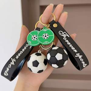 Porte-clés de ballon de football coloré de haute qualité, breloques pour sac, breloques Kawaii, porte-clés personnalisable pour la décoration - Product Image 2