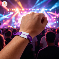 Pulseira à Prova d'Água em PVC RFID NFC com Código QR ISO 13.56MHz para Controle de Acesso em Academias, Clubes Esportivos, Hotéis e Spas