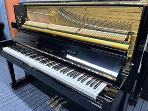 Piano Vertical Yamaha <span class=keywords><strong>YUS</strong></span> Original Japonés Reacondicionado, con Refuerzo Cruzado, Altura 121cm - Product Image 3