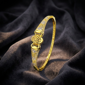 Bague de créateur plaquée or 18 carats finition or, motif ajouré complexe bicolore, bijou élégant et léger, cadeau de mariage pour femme - Product Image 3