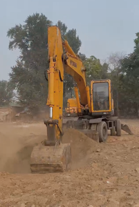 รถขุดล้อยางฮุนไดของแท้จากเกาหลี สภาพดี ลดราคา รถขุดล้อยางฮุนได 210w-9 R210w-9 รถขุดล้อยางฮุนไดมือสอง - Product Image 3