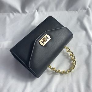 Catena quadrata con motivo a mezza luna in pelle <span class=keywords><strong>nera</strong></span> oro chiaro decorata con fodera alla moda borse <span class=keywords><strong>da</strong></span> <span class=keywords><strong>sera</strong></span> classiche Casual - Product Image 4