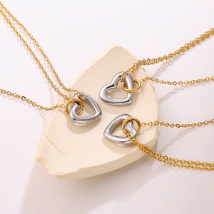 สร้อยคอจี้รูปหัวใจสองสี ทอง-เงิน สแตนเลส สไตล์มินิมอล - Product Image 1
