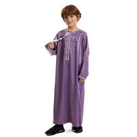 CCY Vente en gros Thobe pour enfants arabes du Moyen-Orient avec pompon Vêtements islamiques musulmans Maroc Garçons Enfants Thobes Abaya Plain
