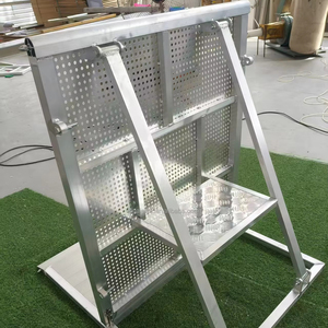 Barrière de contrôle des foules temporaire en alliage d'aluminium portable et économique pour événements, hauteur 36 pouces - Product Image 1