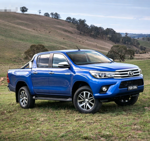 <span class=keywords><strong>Toyota</strong></span> Hilux 2.8D-4x4 <span class=keywords><strong>INVINCIBLE</strong></span> MHEV Usada <span class=keywords><strong>2022</strong></span>, Volante a la Izquierda, Dark Turbo - Product Image 1