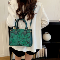 Sac à main de luxe tendance pour jeunes femmes - Grand sac à bandoulière avec fermeture éclair, design portable, sangle unique, en polyester