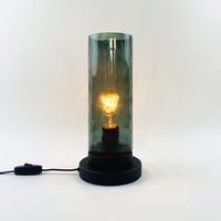 Lampe de chevet LED dorée en forme de boule, mise à jour de l'hôtel, lampe de table traditionnelle de luxe avec verre
