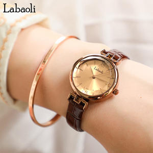 Reloj de Cuarzo de Lujo para Mujer, Correa de Cuero Cuadrada, Estilo Ejecutivo, Esfera Simple con Manecillas, Cristal de Acero Inoxidable Personalizado - Product Image 2