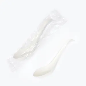 Toptan beyaz tek kullanımlık biyobozunur plastik çorba kaşığı paket servisi olan restoran için yemek servisi