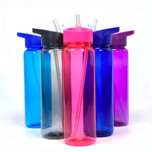 Produtos mais vendidos 2023 700ml garrafa plástica fornecimento portátil garrafa de água plástica ginásio 23oz garrafas plásticas água