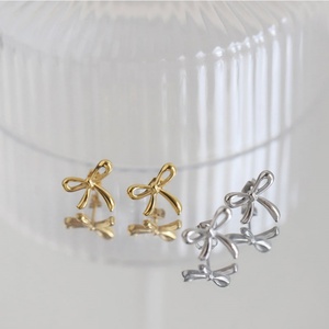 Boucles d'oreilles tendance non ternissables, plaquées or PVD 14k 18k, en acier inoxydable 316L, bijoux fins, boucles d'oreilles nœud papillon à la mode pour femmes - Product Image 1