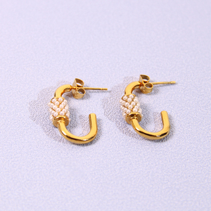 JUSNOVA Bijoux <span class=keywords><strong>En</strong></span> Aci Inoxyd Moda Micro Pave <span class=keywords><strong>en</strong></span> forma de U Stud Pendientes Chapado <span class=keywords><strong>en</strong></span> oro de acero inoxidable con <span class=keywords><strong>CZ</strong></span> para mujer - Product Image 4
