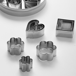 Juego de cortadores de galletas de acero inoxidable, 21 piezas, con forma de corazón, estrella, flor, cuadrado y redondo, en caja metálica, herramientas para hornear galletas, fondant y frutas. - Product Image 4