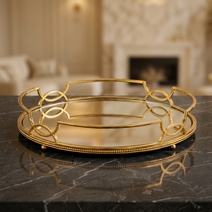 Plateau miroir ovale plaqué or, design géométrique abstrait, plateau de service décoratif style Hollywood Glamour pour la décoration intérieure - Product Image 1
