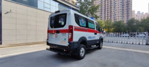 Ambulanza fuoristrada di alta qualità NAVECO 8AT 4x4 con 3 serrature differenziali - Product Image 4