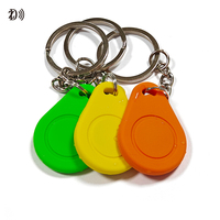 Porte-clés en silicone NFC RFID étanche personnalisable 125KHz et 13.56MHz pour le contrôle d'accès aux événements