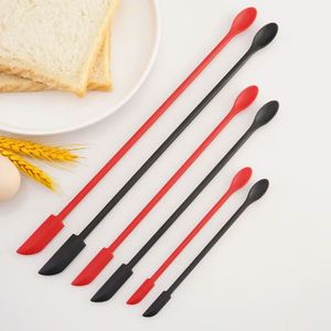 Double-Headed Silicone Scraper for Cosmetics & Makeup Foundation Lengthened Baking & Pastry Tools with Fruit Sauce Guidelines - Product Image 4