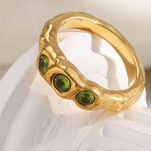 Anillos Apilables para Mujer, Diseño Vintage, Textura Arrugada, Zirconia Verde, Acero Inoxidable, Chapado en Oro, Mini, Estilo Cold Wind, Personalizados - Product Image 4