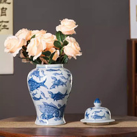 Offre Spéciale Jingdezhen Style moderne décor à la maison peint à la main bleu blanc poisson porcelaine gingembre pot Vase céramique matériel pierre Type