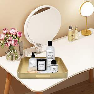 Plateau de service décoratif en métal, parfait pour servir des aliments, des boissons ou des objets décoratifs, construction durable avec surface lisse. - Product Image 3