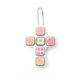 Novedoso Juguete Clicker de 4 Teclas, Portátil, de Presión con el Dedo, Textura de Descompresión, Tecla de Teclado, Colgante para Llavero - Product Image 3