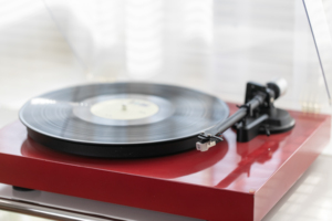 Tocadiscos con la Mejor Relación <span class=keywords><strong>Calidad</strong></span>-<span class=keywords><strong>Precio</strong></span>, Combina Facilidad de Uso con un Sonido Hi-Fi Real a un <span class=keywords><strong>Precio</strong></span> Inigualable - Product Image 2