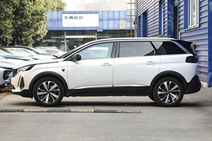 <span class=keywords><strong>Peugeot</strong></span> <span class=keywords><strong>2008</strong></span> <span class=keywords><strong>de</strong></span> Lujo 2024 en Stock, Vehículo Usado para Exportación con Kilometraje - Product Image 5