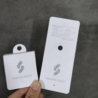 Étiquette en papier pliable de chaussette personnalisée bon marché de 250g d'épaisseur avec logo de marque imprimé