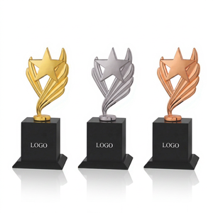 Trofeo metálico personalizado con opción de grabado láser para marca personalizada y presentaciones de premios, trofeos metálicos estrella. - Product Image 1