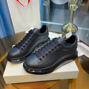 Chaussures de sport pour hommes Evergreen Black de haute qualité avec semelle épaisse antidérapante et résistante à l'usure pour la marche et le tennis - Product Image 1