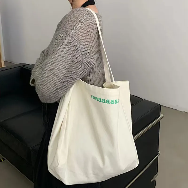 Wholesale eco-friendly reusable nature color big size bag embroidery custom logo shopping tote bag canvas cotton bag