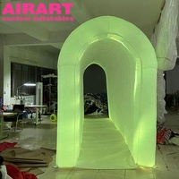 Blanc tissu Ignifuge Léger De Tunnel Gonflable Avec Bande LED Pour La Décoration De Boîte De Nuit