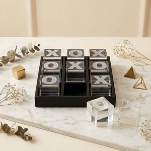 Échiquier moderne minimaliste XO carré en cristal noir et blanc, jeu de société géométrique en verre transparent Tic Tac Toe - Product Image 1