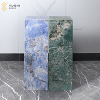 Table d'appoint en marbre sur mesure YUSHI, piédestal en pierre polie moderne de luxe pour hôtels et villas