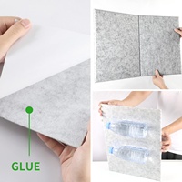 Panneau acoustique en fibre de polyester auto-adhésif gris clair, dalles de plafond acoustiques, panneau acoustique en feutre PET absorbant le son pour les murs