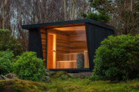 Ruang Sauna Kayu Solid Karbonisasi Profesional Bersertifikat untuk 2-4 Orang dengan Pemandangan Panorama untuk Taman