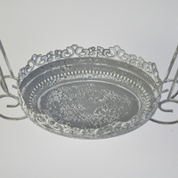 Jardinière suspendue en métal rustique antique, peinte à la poudre, faite à la main, style vintage, pour intérieur/extérieur, balcon, jardin