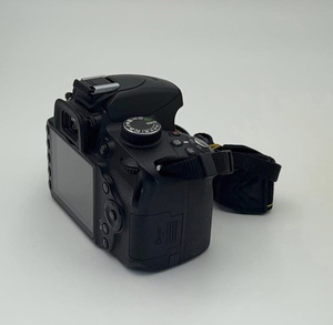 กล้องนิคอน D3200 24.2MP ฟูลเอชดี สำหรับถ่ายภาพท่องเที่ยว สภาพใหม่ 90% (เฉพาะบอดี้) - Product Image 4