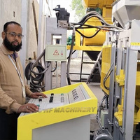 HF QT4-25 Machine de fabrication de blocs de béton creux entièrement automatique Machine de fabrication de briques de ciment de pavage en Afrique du Sud
