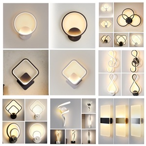 Lampada da Parete LED in Alluminio Stile Nordico Moderno, Design Animale Elegante per Interni, Hotel, Camera da Letto, Soggiorno, con Telecomando e Dimmerabile - Product Image 6