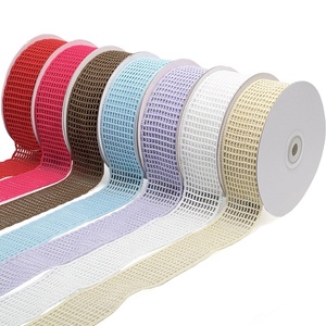 100% a griglia cava in poliestere a controllo Deco nastro a righe con motivo a strisce a faccia singola fori quadrati netti - Product Image 3