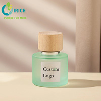 Envase de Perfume Personalizado, Botella de Vidrio Cuadrada con Pulverizador, Tapa de Rosca de Madera de Haya/Haya Grabada, Logotipo Personalizado