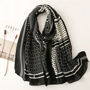 Best-selling global literary retro black and white scarf style cotton and linen shawl sunscreen cotton scarf for women